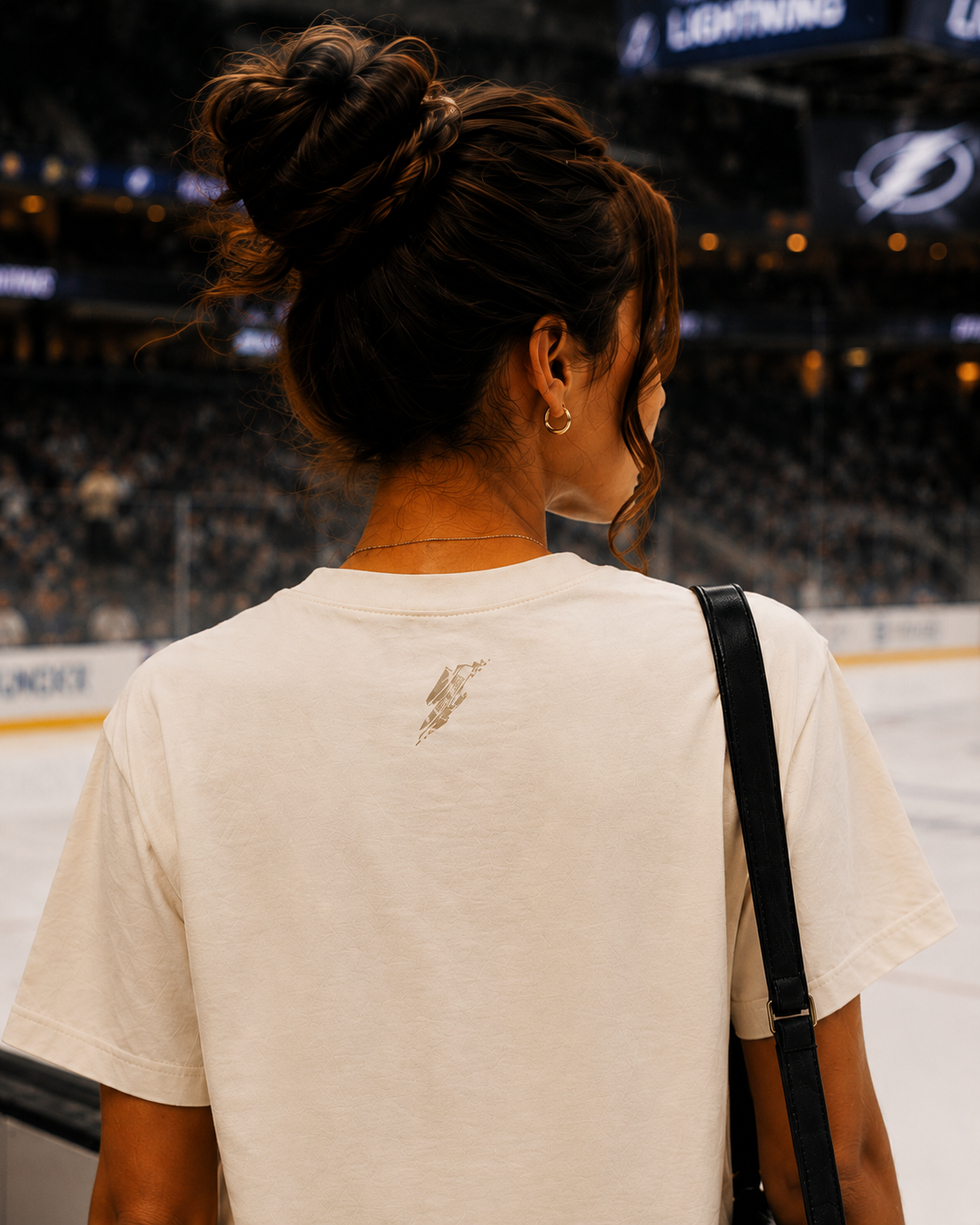 TAMPA BAY LIGHTNING HERITAGE COLLEGIATE  T-SHIRT