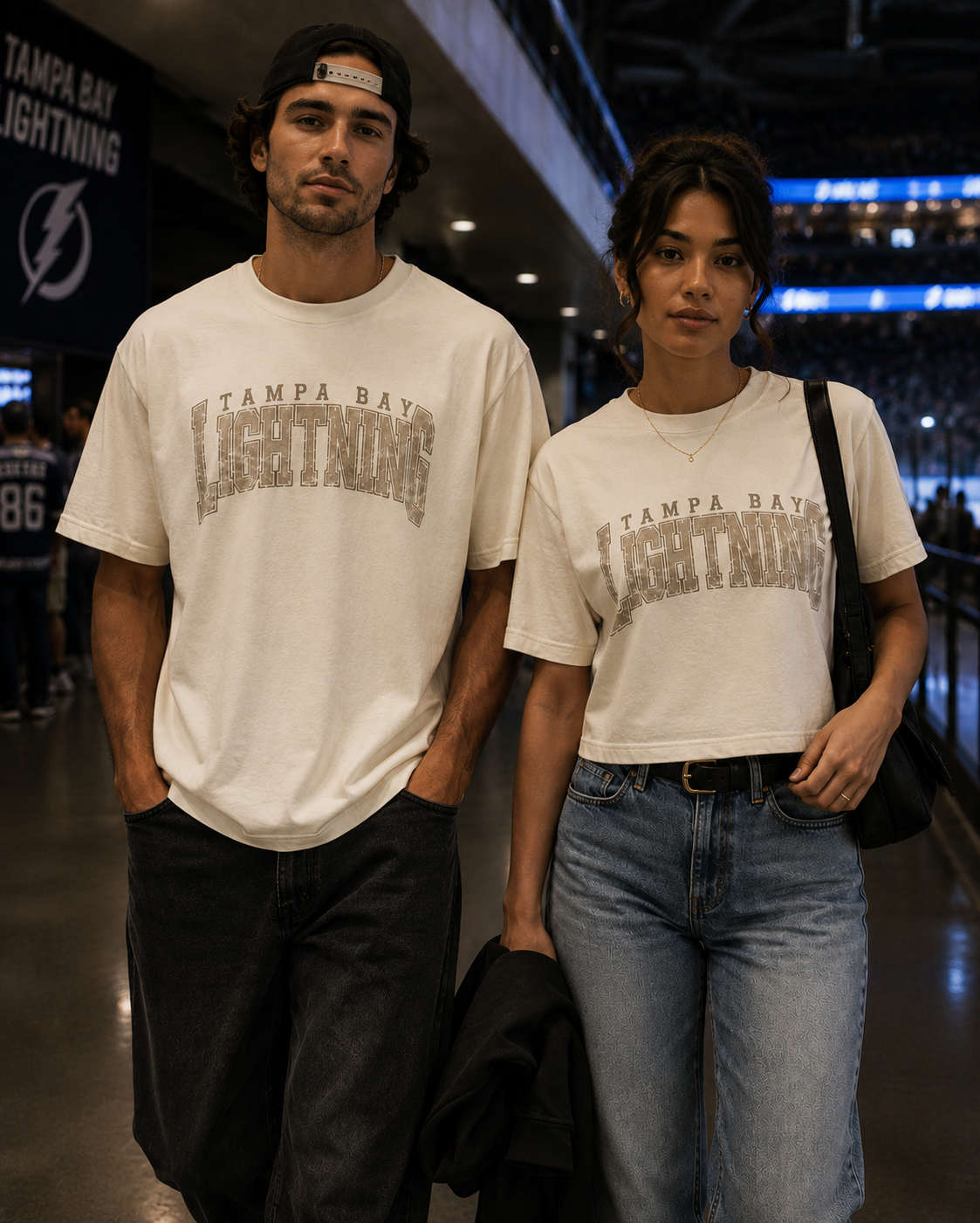 TAMPA BAY LIGHTNING HERITAGE COLLEGIATE  T-SHIRT