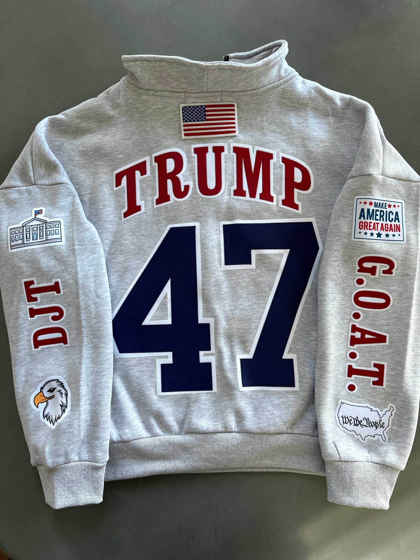 TRUMP SWEATSHIRT