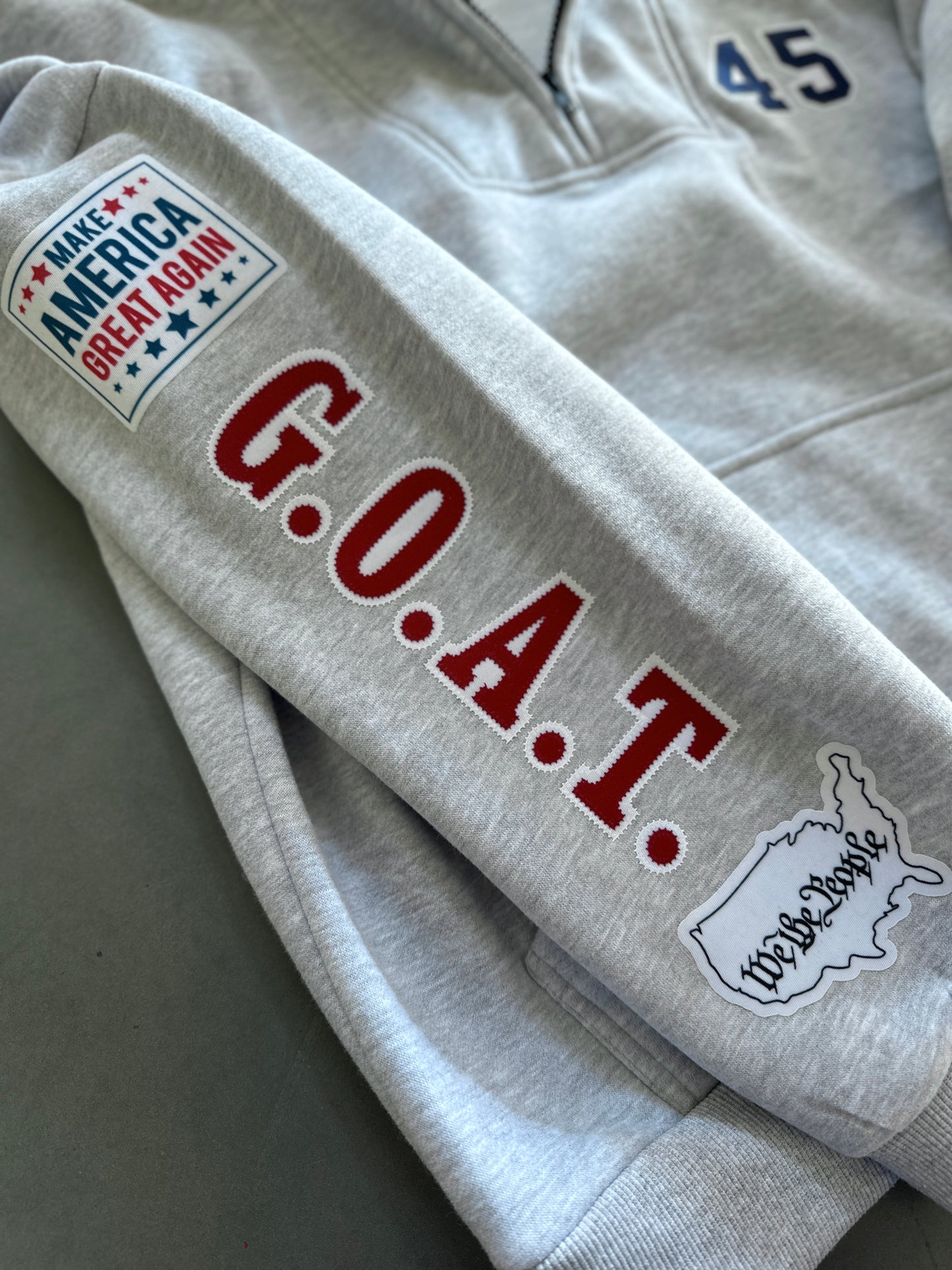 TRUMP SWEATSHIRT