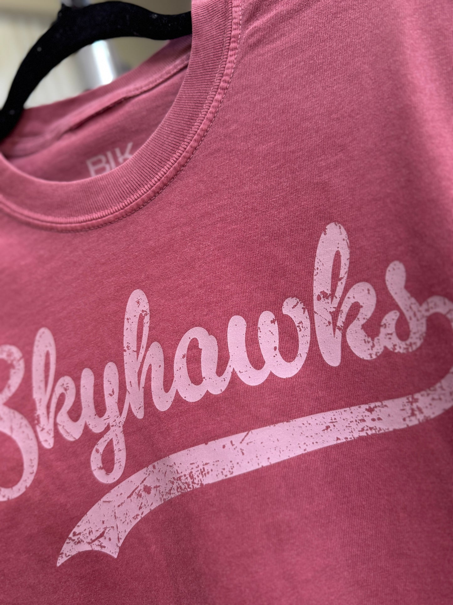 Skyhawks Script T-SHIRT
