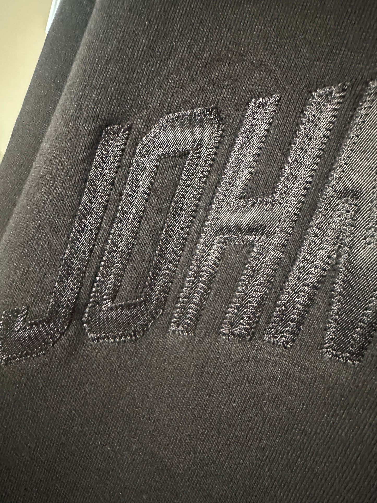 JOHNNY HOCKEY LEGACY HOODIE - SEWN