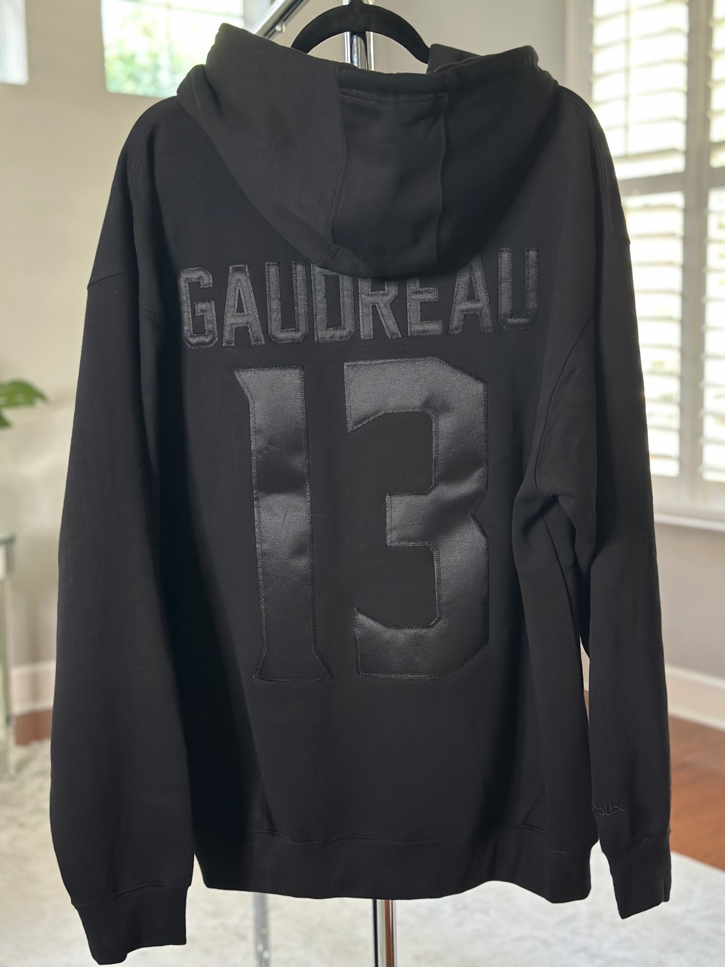 JOHNNY HOCKEY LEGACY HOODIE - SEWN